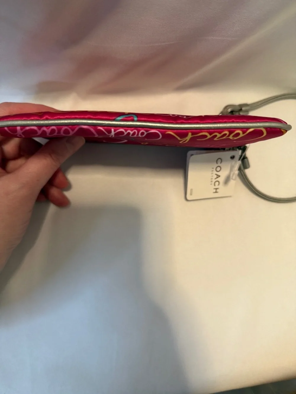 NWT Vintage Coach Hot Pink Script Logo Wristlet Y2K Multicolor - Picture 5 of 9